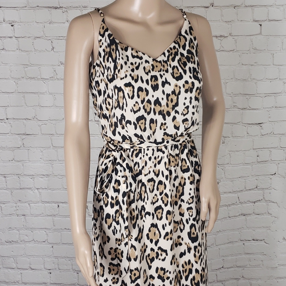Socialite V-neck spaghetti strap dress